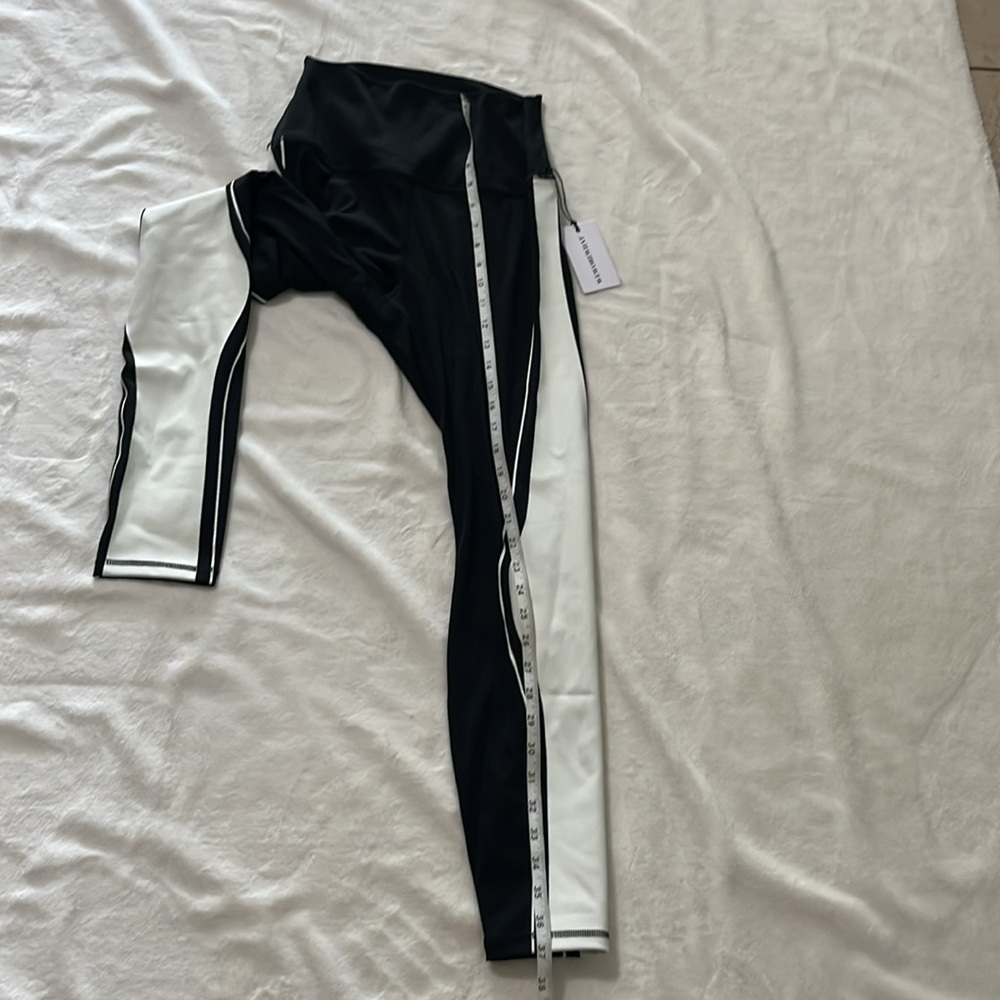 WeWoreWhat Black and Cream Leggings - Picture 12 of 13